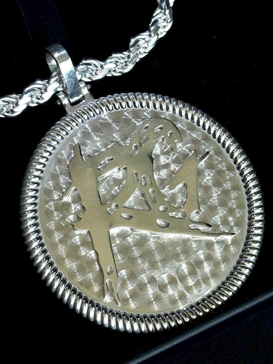 From San Diego to Florida: Delivering a Custom Pendant with Meaning