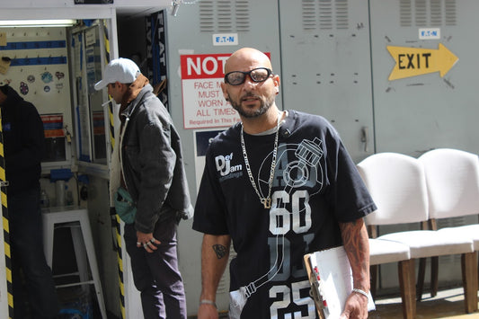 Miguel Down in Los Angeles – Showing Us the Ropes
