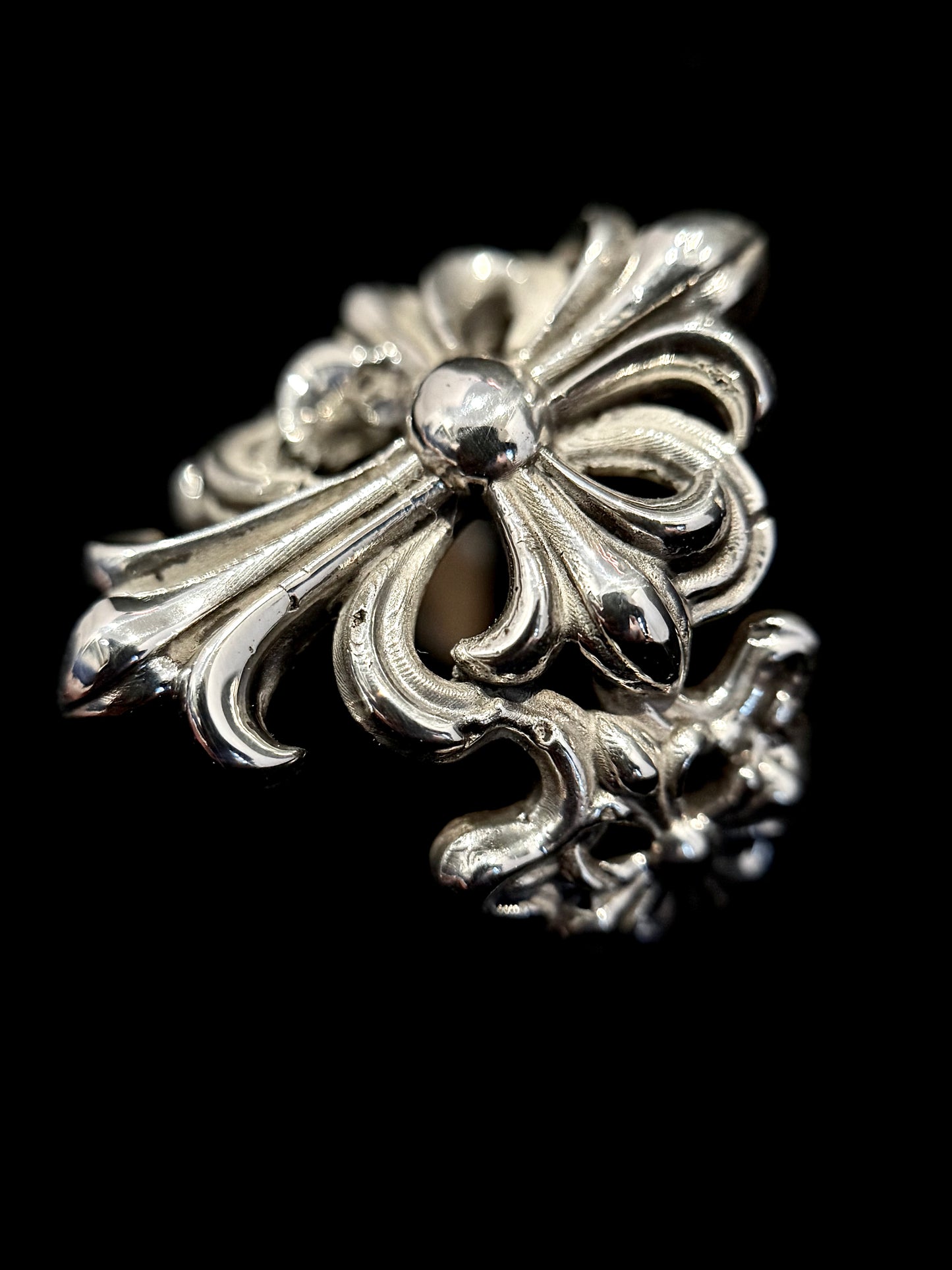 Fleur-de-Lis Cross Ring – Available in Silver & Gold