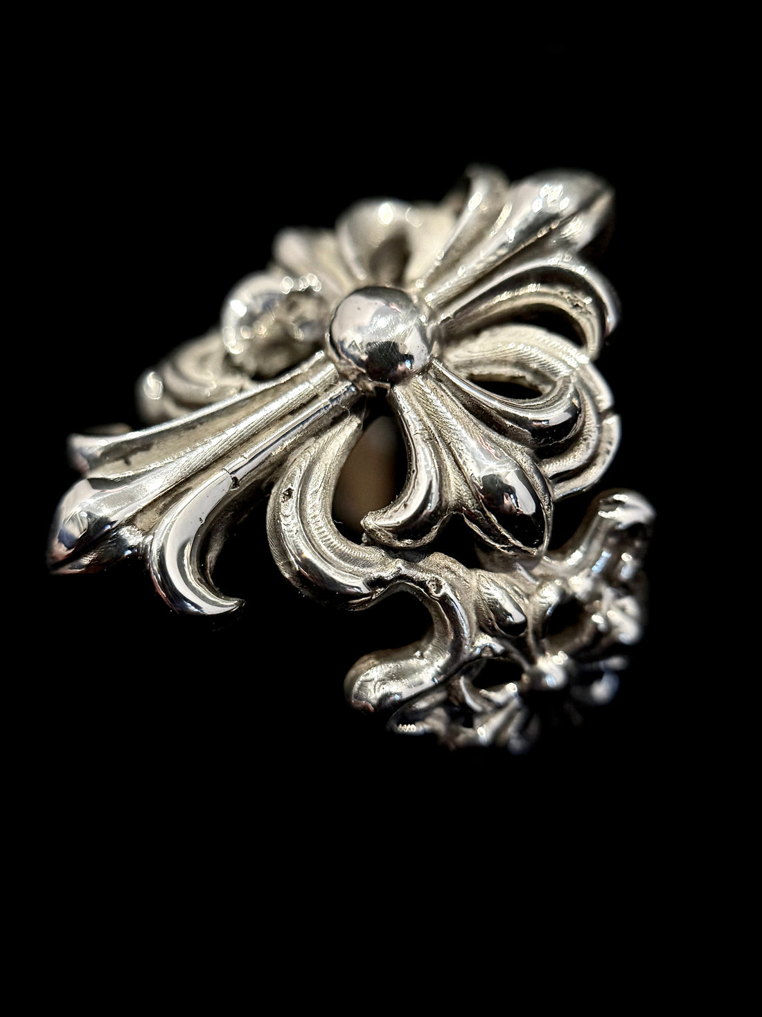 Sterling silver Fleur-de-Lis cross ring · Lukali & Co