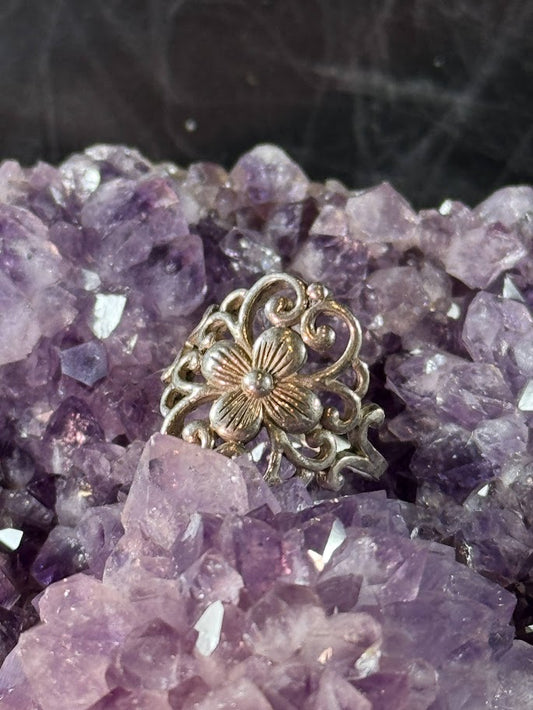 Vintage Bloom Ring -- Solid Silver