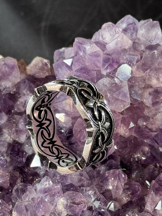 Baroque Vine Band -- Solid Silver