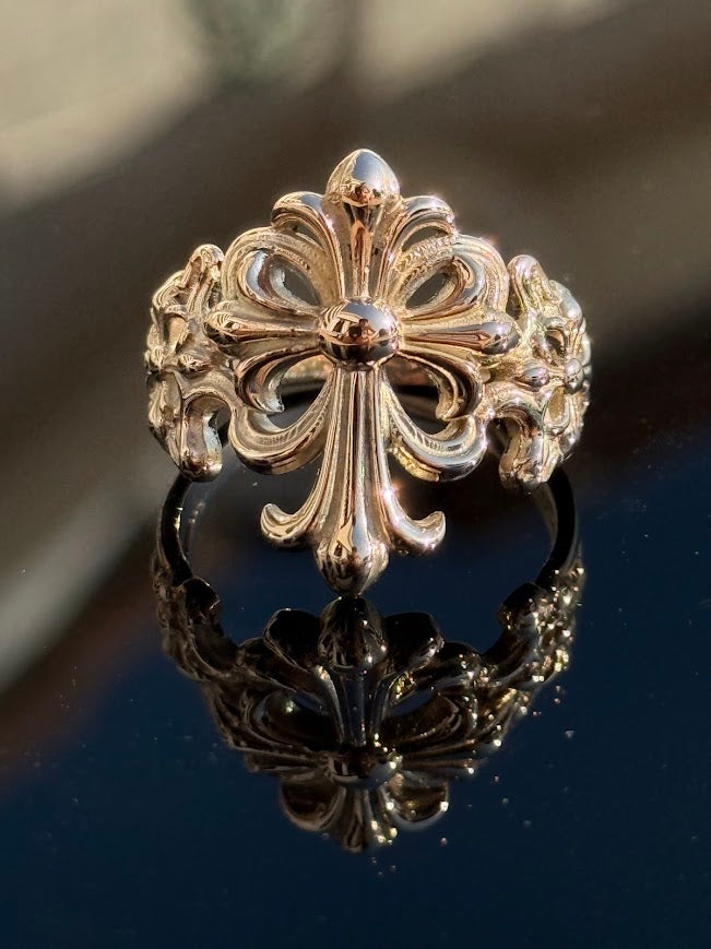Sterling silver Fleur-de-Lis cross ring · Lukali & Co