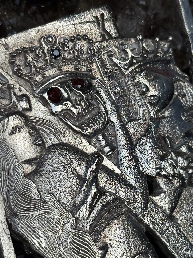 The Rise of Custom Jewelry: Why 2025 Is the Year of Personal Expression