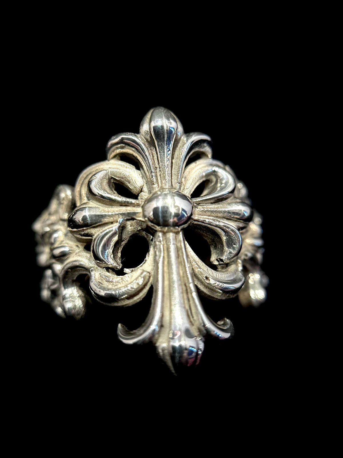 Sterling silver Fleur-de-Lis cross ring · Lukali & Co