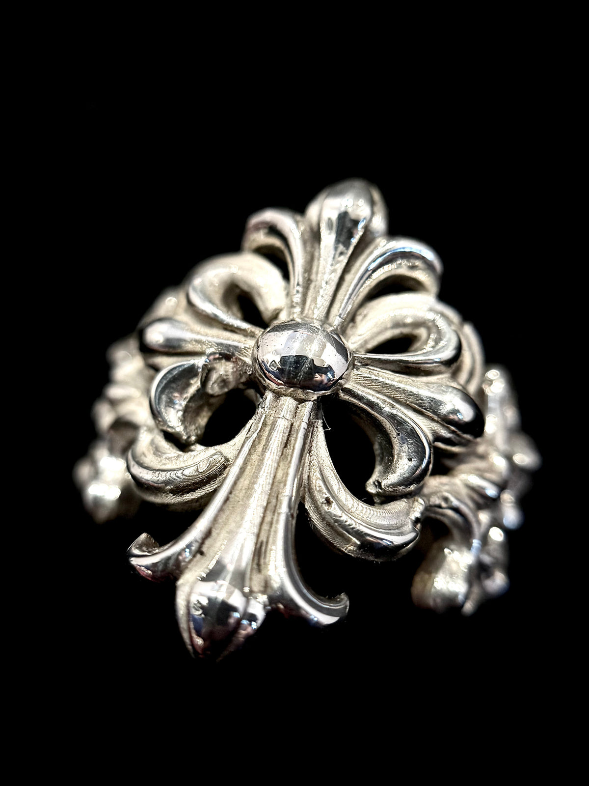 Sterling silver Fleur-de-Lis cross ring · Lukali & Co
