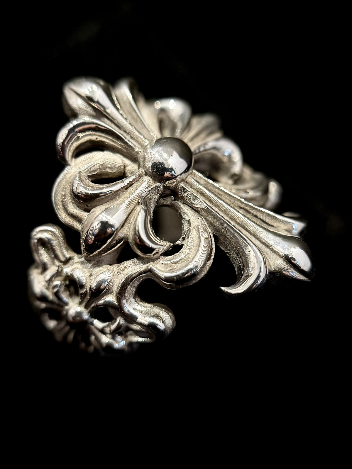 Sterling silver Fleur-de-Lis cross ring · Lukali & Co