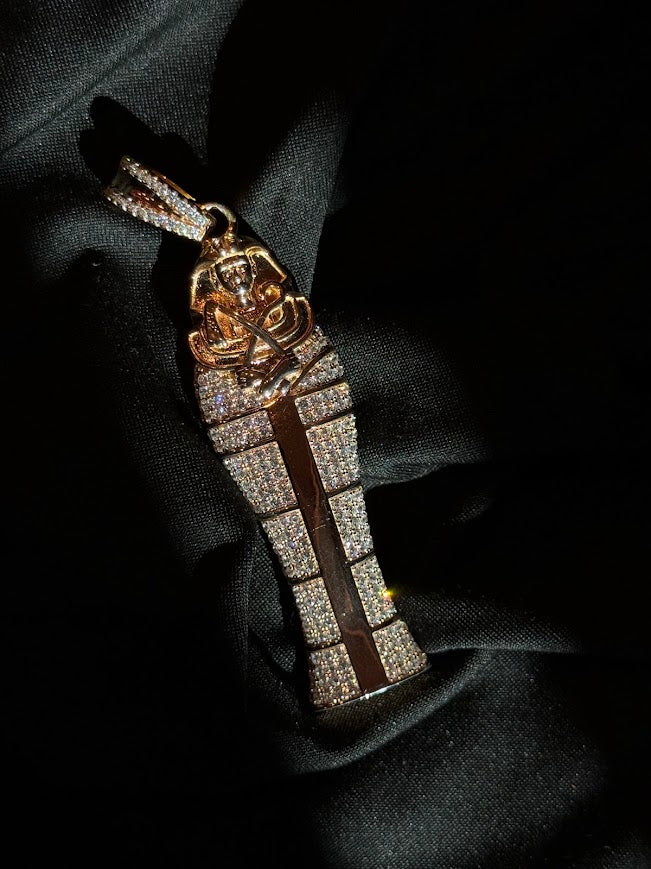 Pharaoh sarcophagus pendant set with stones